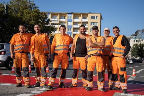 Das SP-Team nach einem Projekteinsatz – Sondermarkierungen im Stadtbereich
